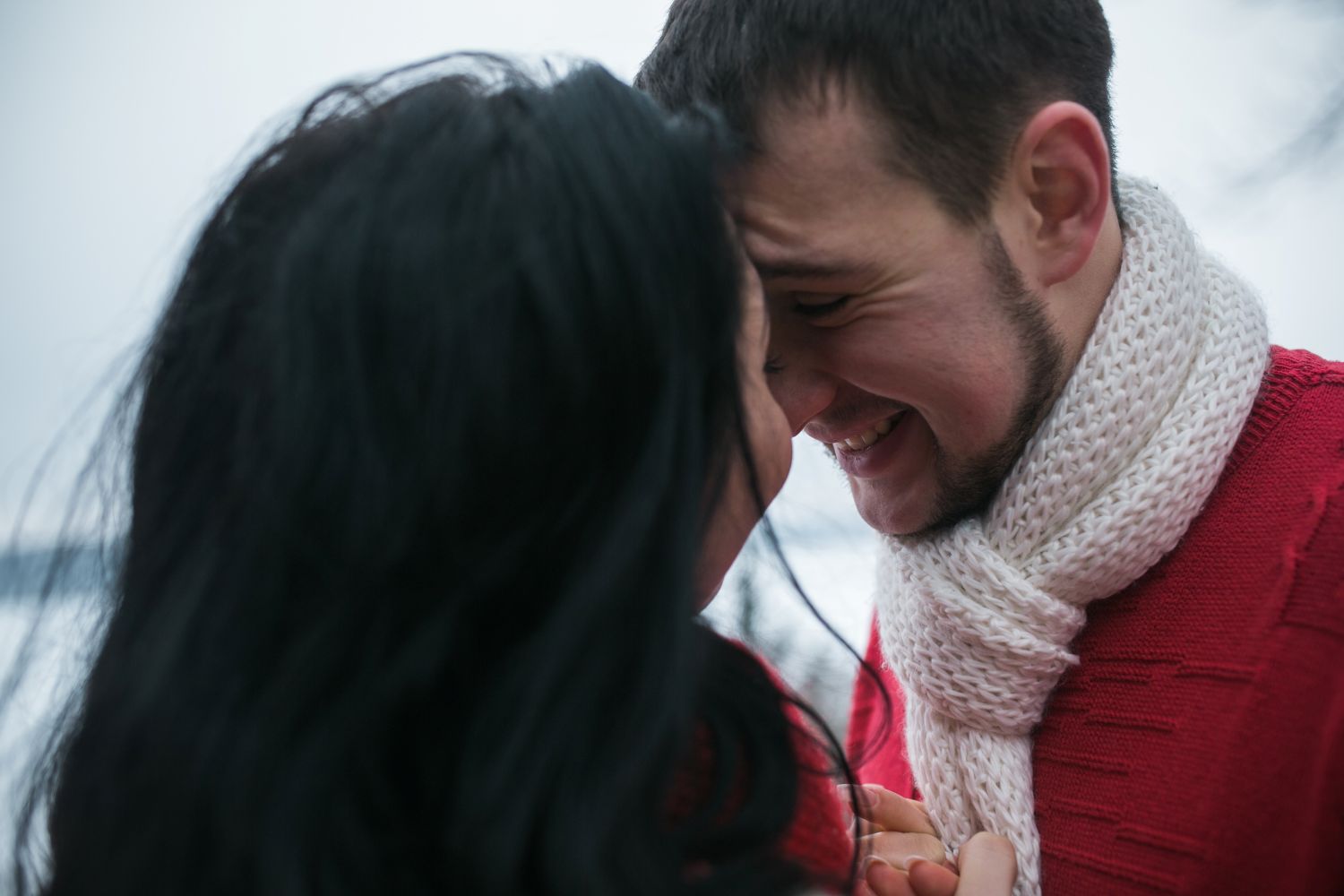 love bombing nedir
